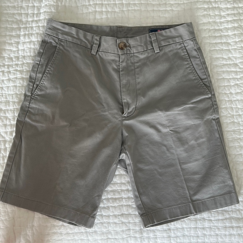 Vineyard Vines 30 waist shorts